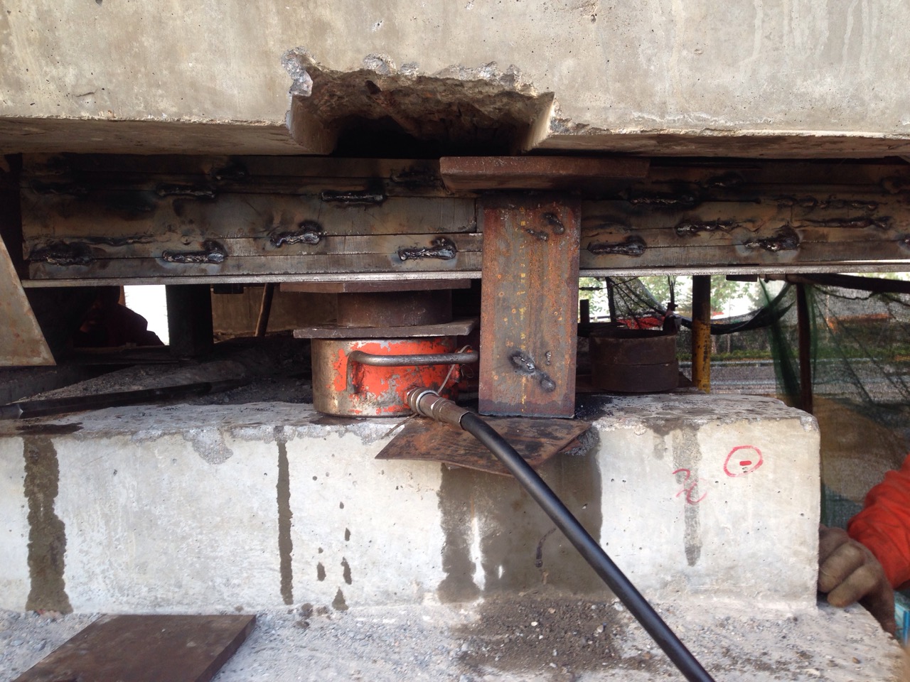 222405083.jpg 222405083.jpg